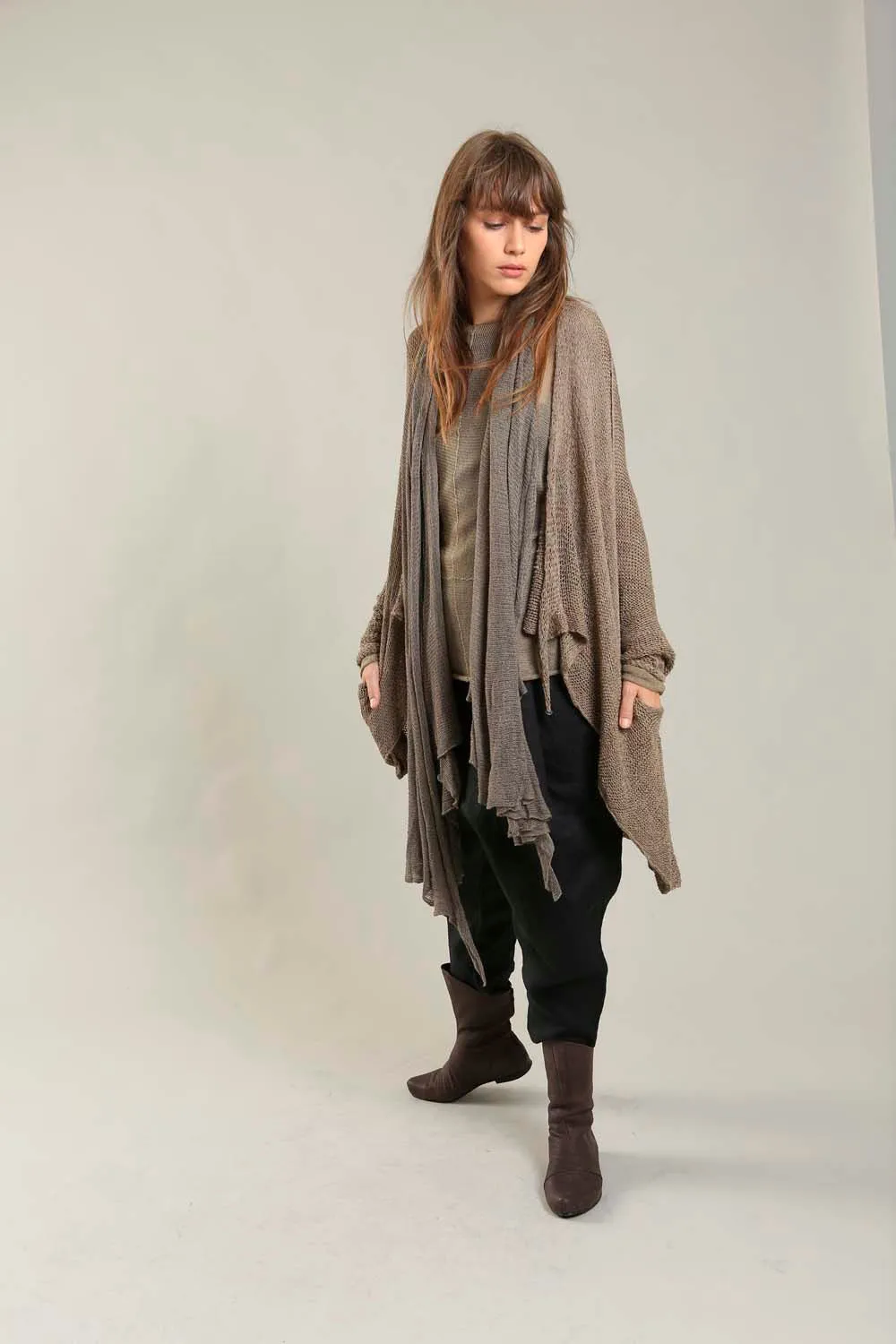 Camel Dark Taupe Oversized T Light Sweater with Pockets