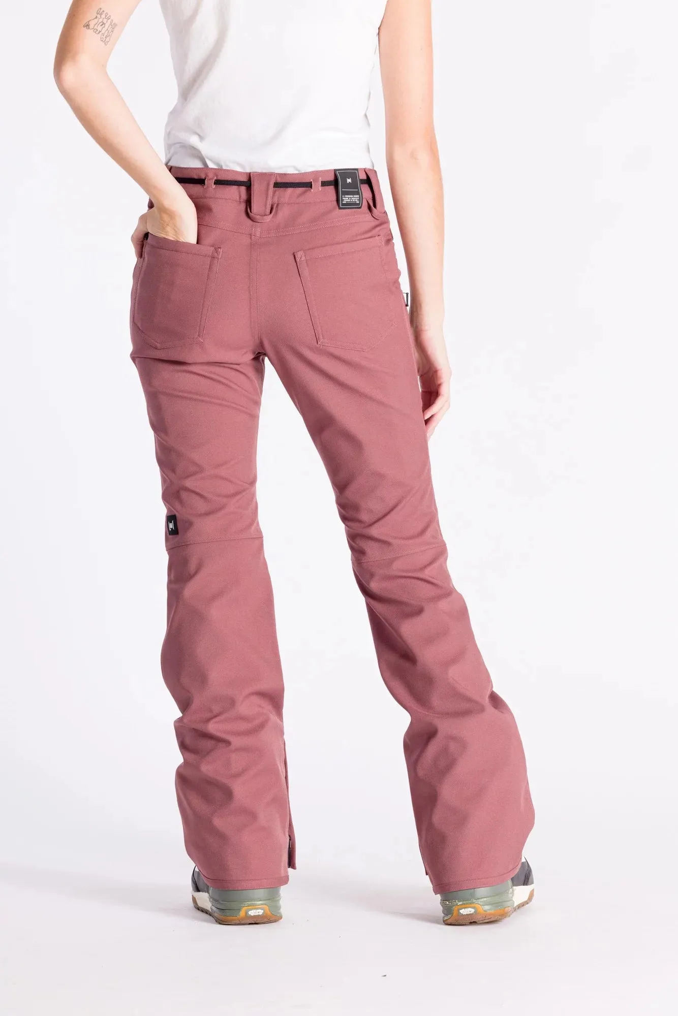 L1 Heartbreaker Twill Womens Pants Burnt Rose